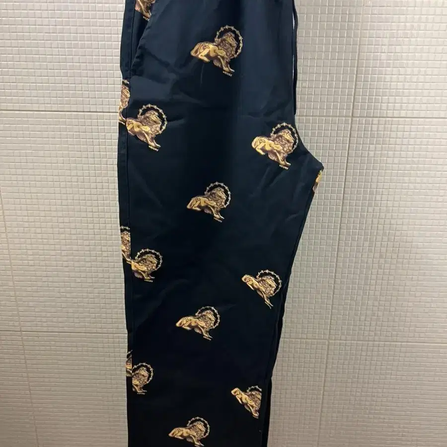 위캔더스 KING PANTS (NAVY) XL 사이즈