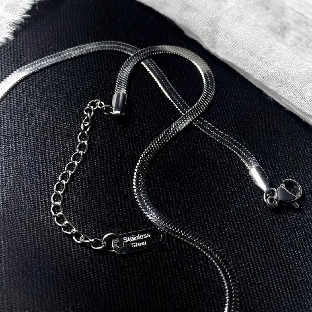 BELT layerd choker  배송비 포함(스테인리스 스틸)