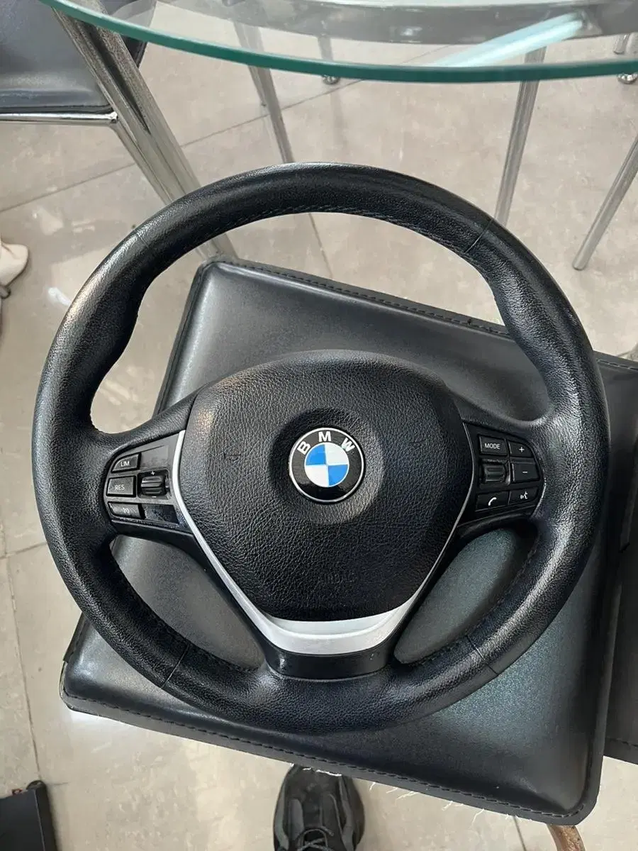 bmw 핸들및에어백