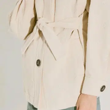 한섬 [랑방 컬렉션] 엠블럼 자수 데님 점퍼(택포) | 브랜드 중고거래 플랫폼, 번개장터