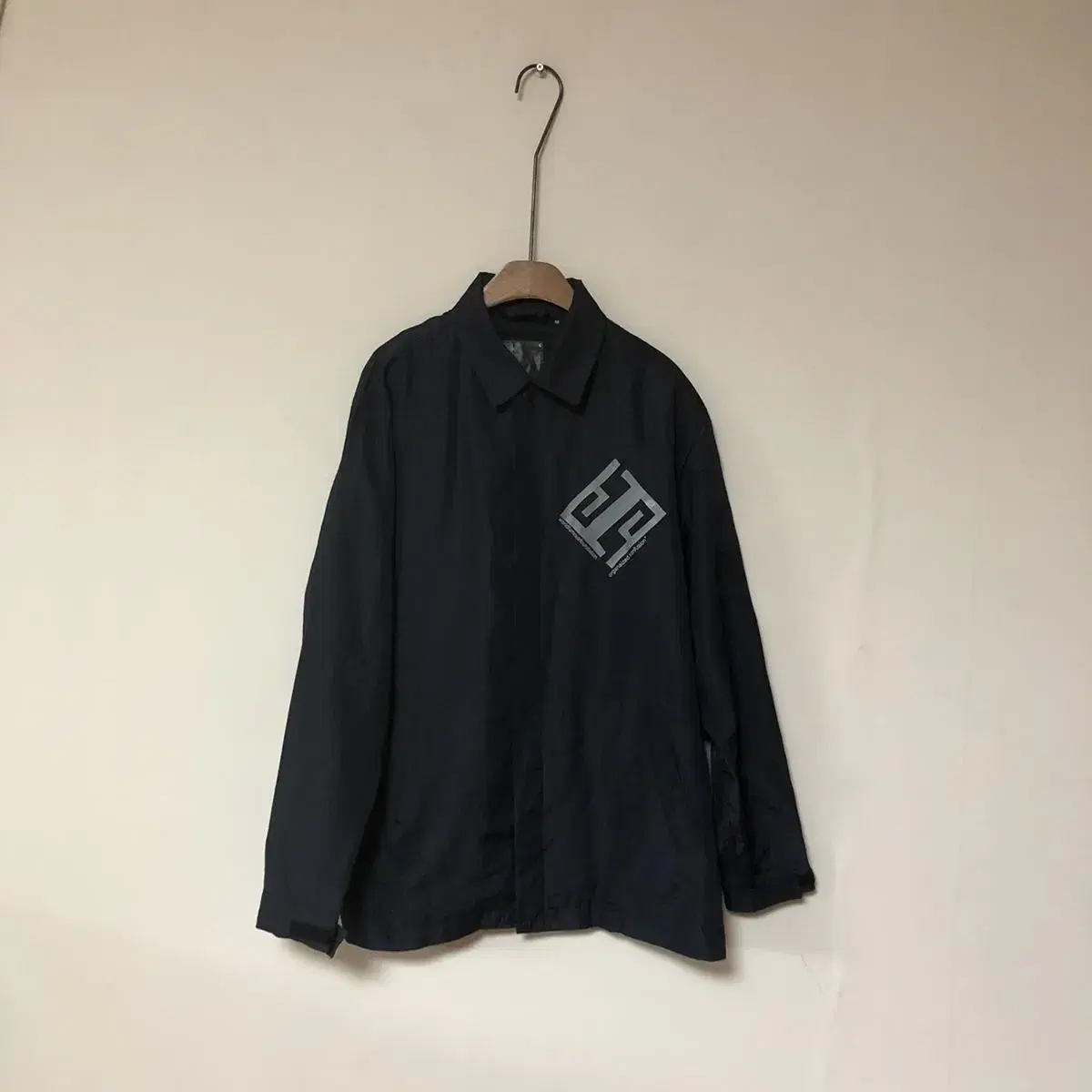 Vintage Organaized konfusion windbreak