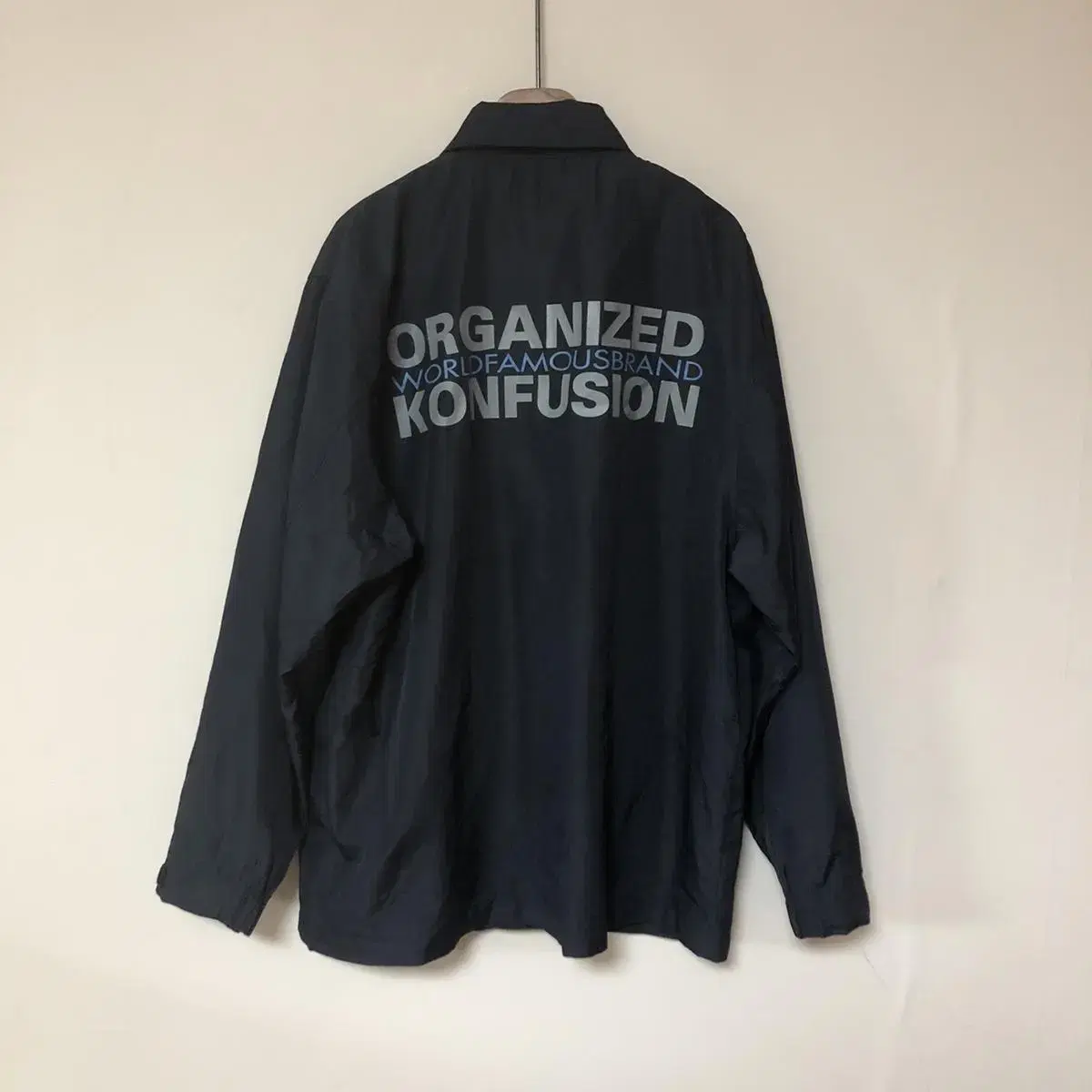 Vintage Organaized konfusion windbreak