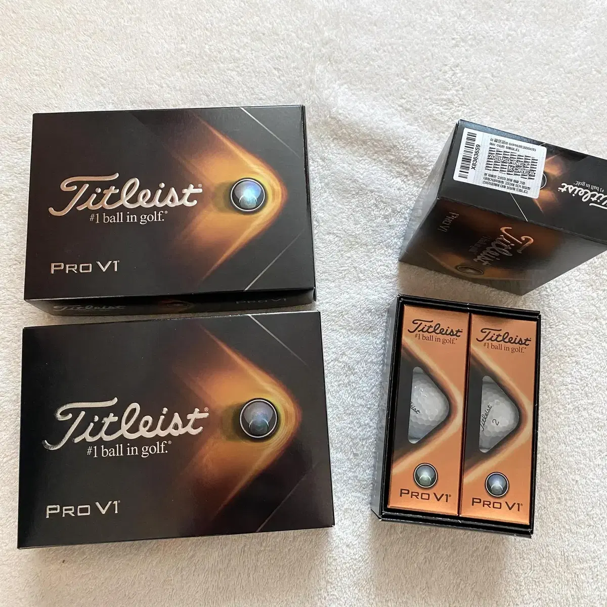 Titleist Golf Ball PROV1 Akushnet Genuine