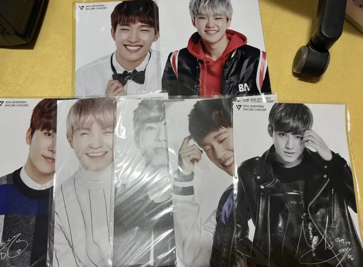 SEVENTEEN 2016 AnchorCon posters (merchandise) in bulk (individual available)