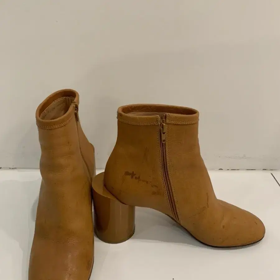 Maison margiela 메종마르지엘라 부츠 판매해요