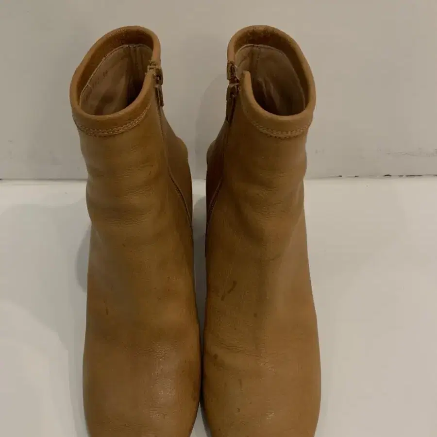 Maison margiela 메종마르지엘라 부츠 판매해요