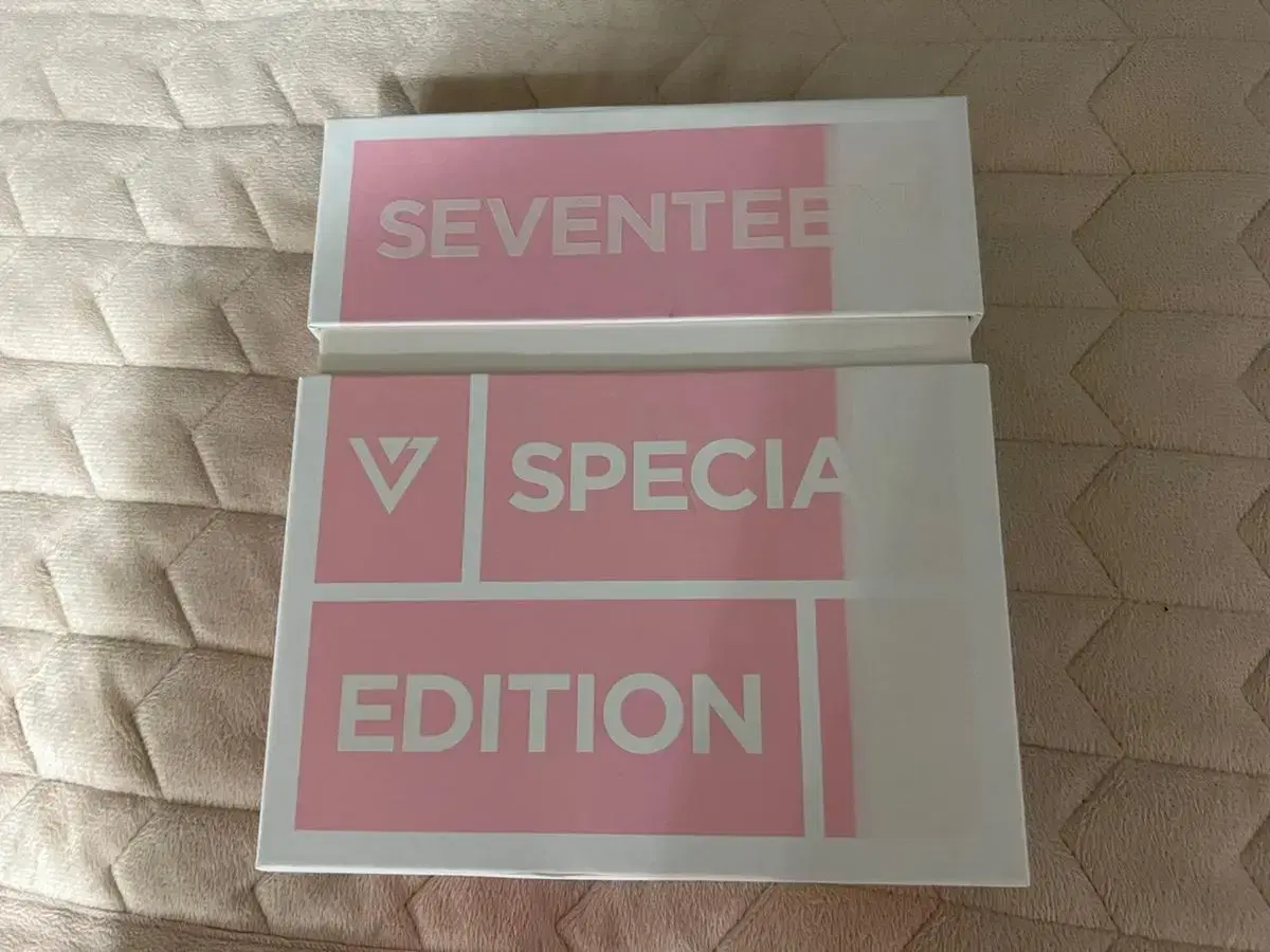 Seventeen Annoyances special edition album sells.