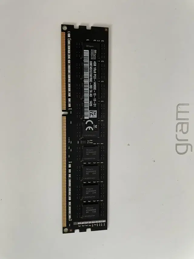 SKhynix 14900 ecc 1866mhz 4GB ram