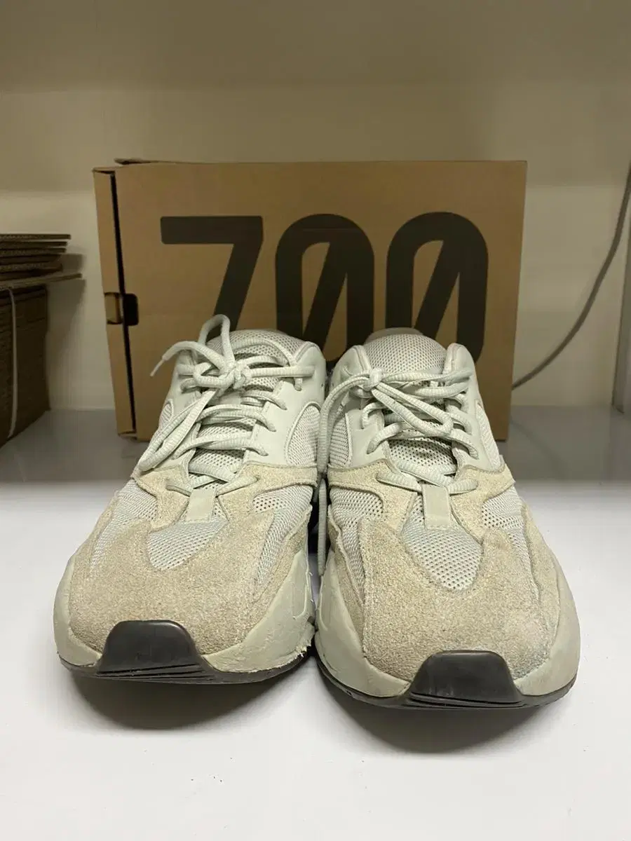 이지부스트 700 285