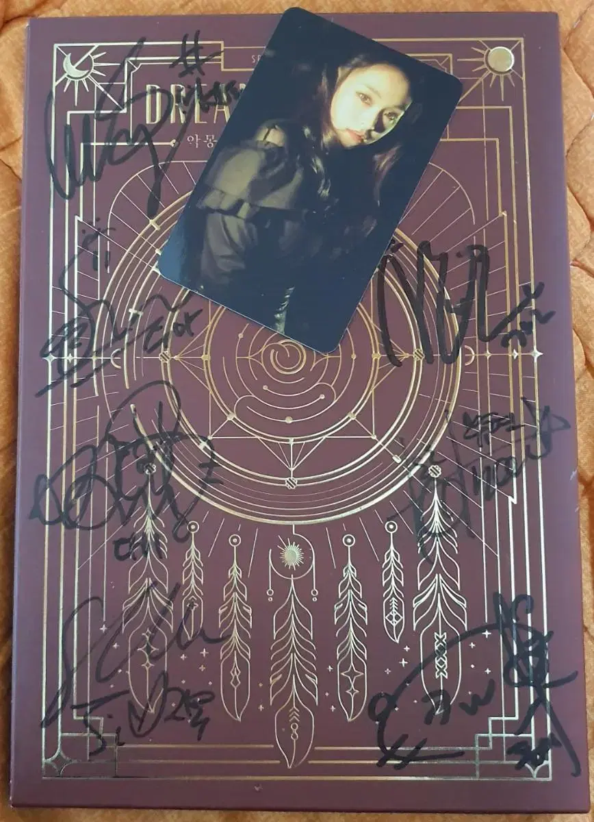 Dreamcatcher Goodnight Signed Album + gahyeon Photo Card