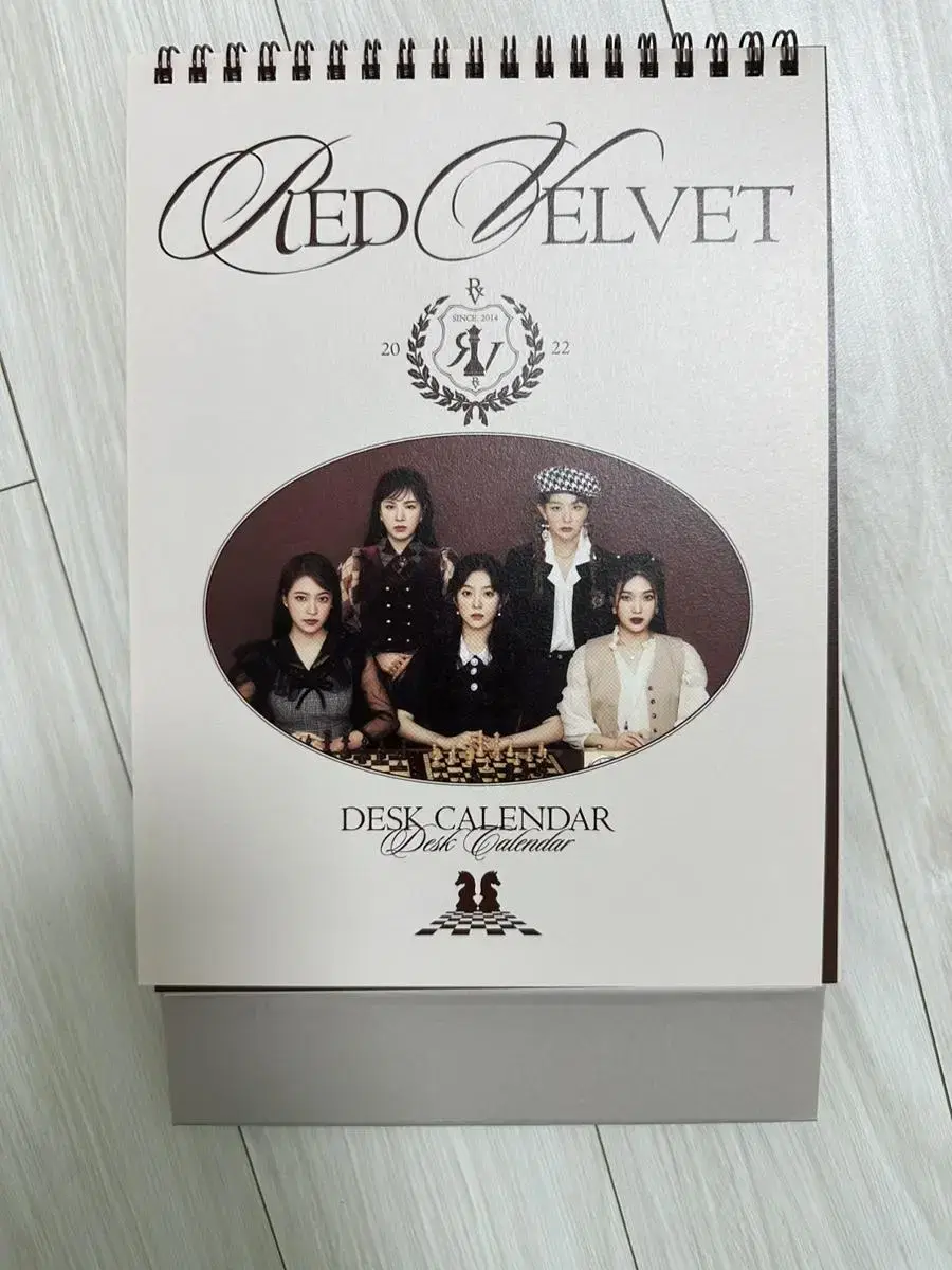 Red Velvet 2022 season's greetings seasons greetings Calendar