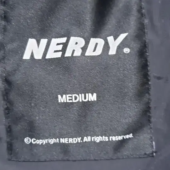 NERDY 플리스패딩 사이즈 M