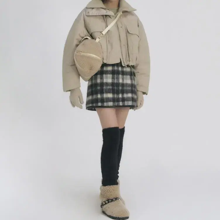 (새상품)그로브스토어 22WINTER MONT PADDING beige