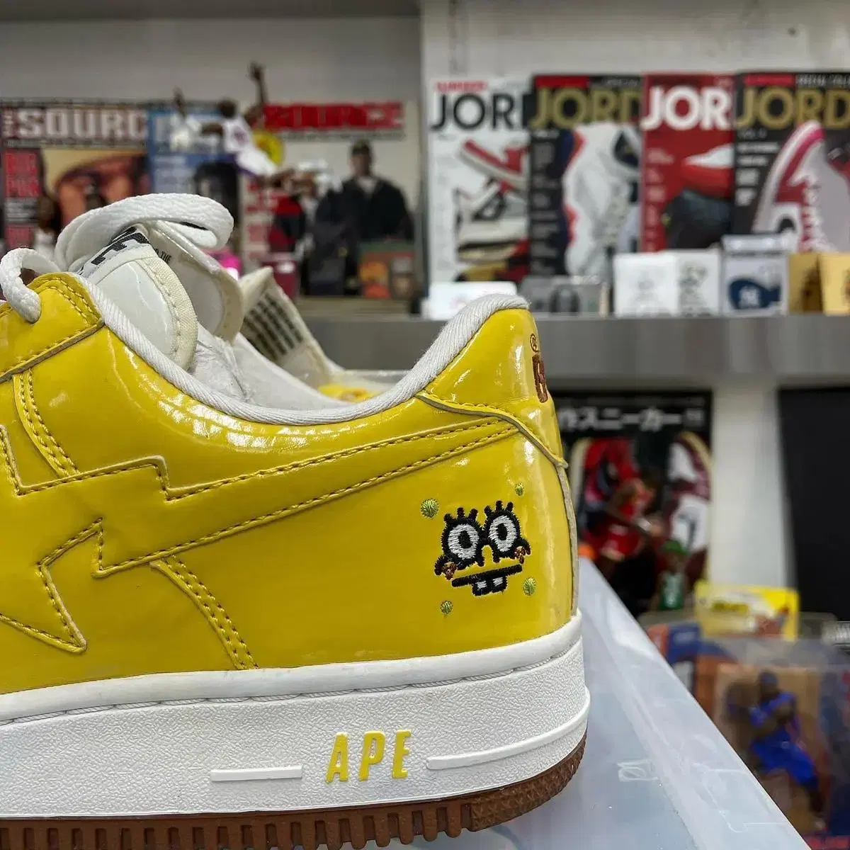 bape x spongebob bapesta 베이프 스펀지밥