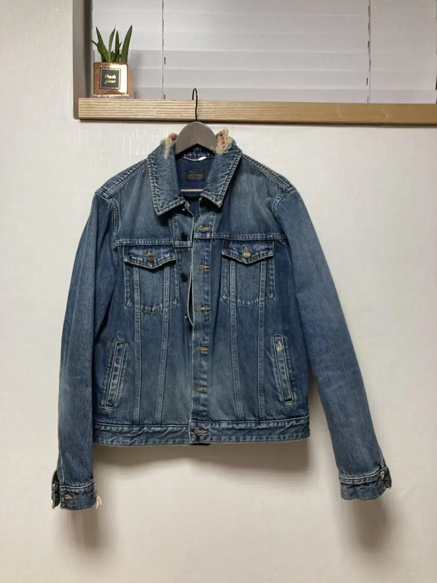 (XL) Saint laurent Saint laurent Destroyed Jeans Jacket