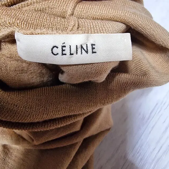 거의새것 정품 여성 셀린느(CELINE) 터틀넥 풀오버