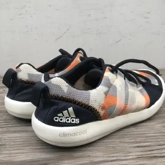 ADIDAS 아디다스 아쿠아슈즈 매쉬운동화 230