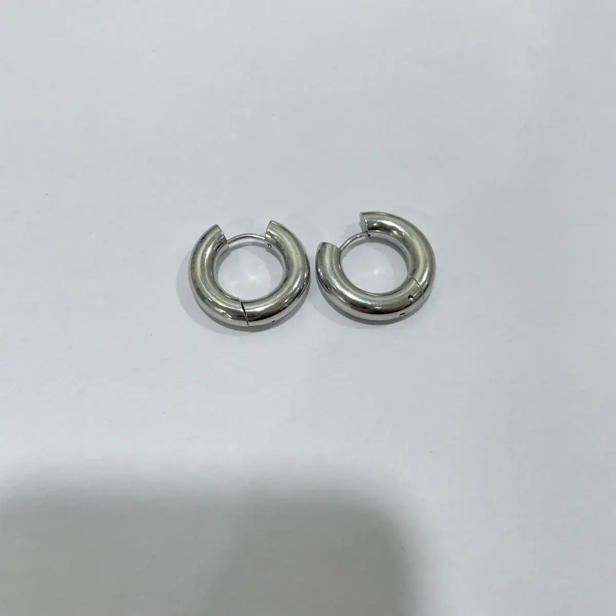 I sell ring earrings