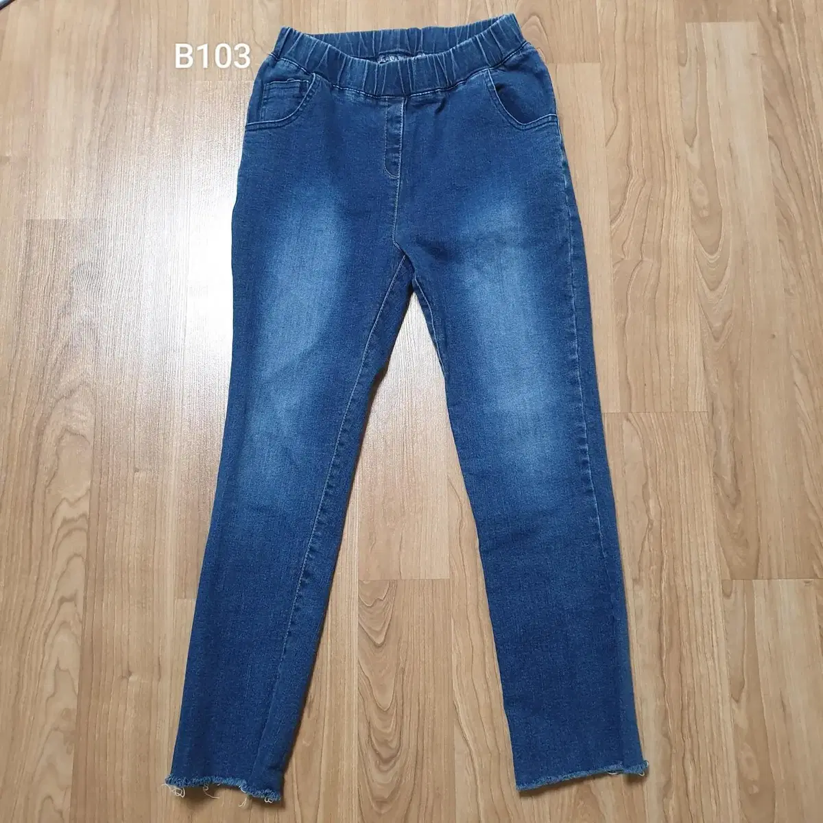 [55] Jincheong Elasticized Skinny Jeans (B103)