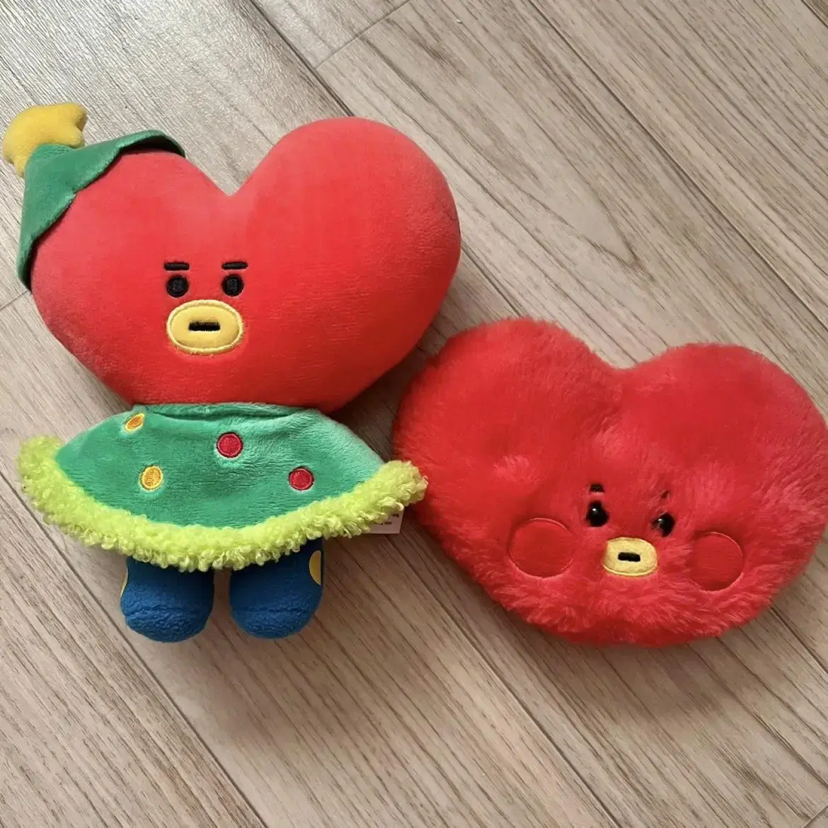 BT21 Tata Christmas Doll, Baby Tata Mini Pow