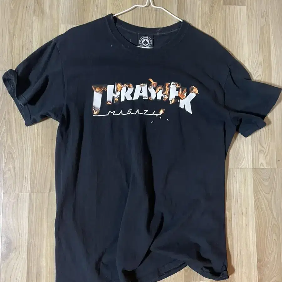 thrasher 플레임 반팔