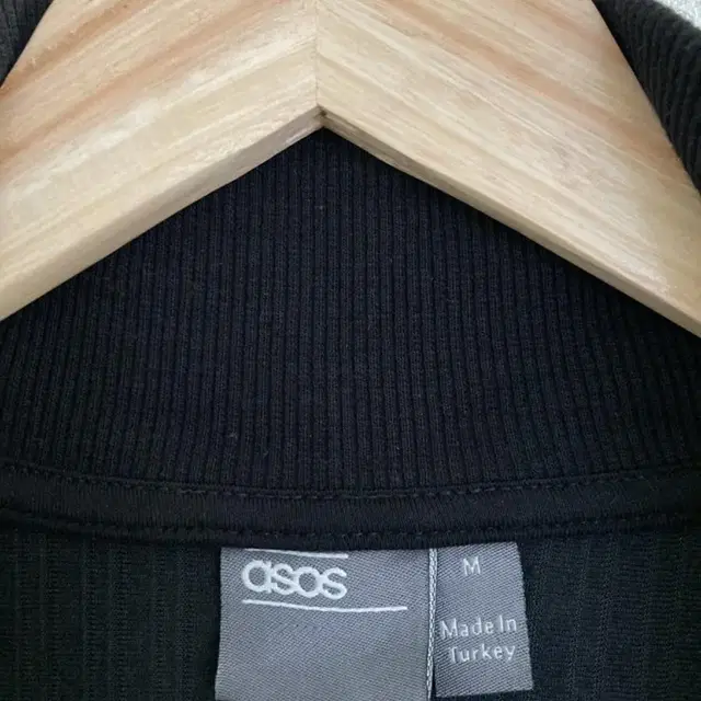 ASOS muscle fit sweatshirt black