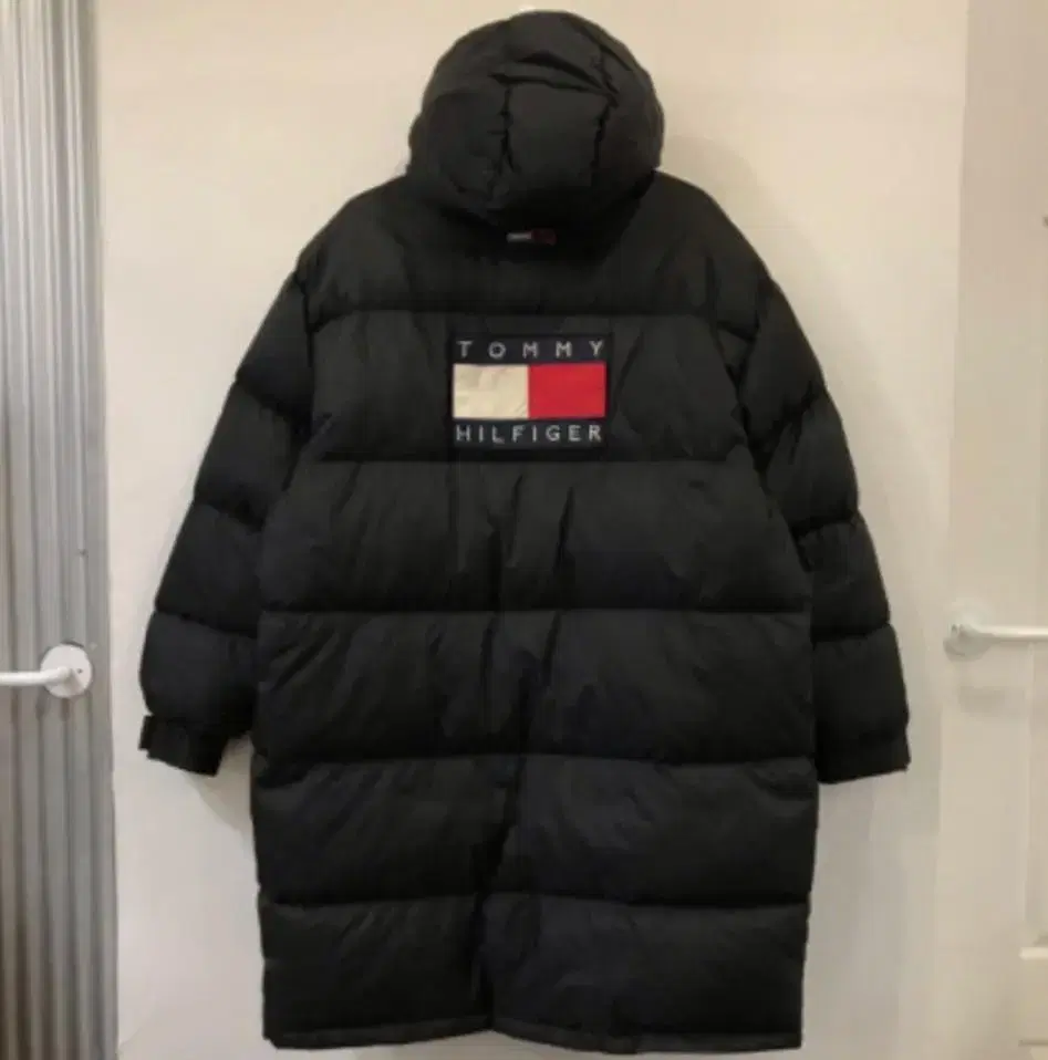 (M) limited edition Genuine Tommy Hilfiger Old School Big Logo Padded Long Sleeve Hoodie