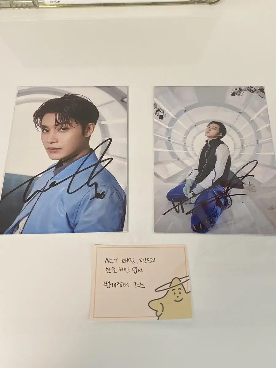 nct taeil hendery autographed postcard sells