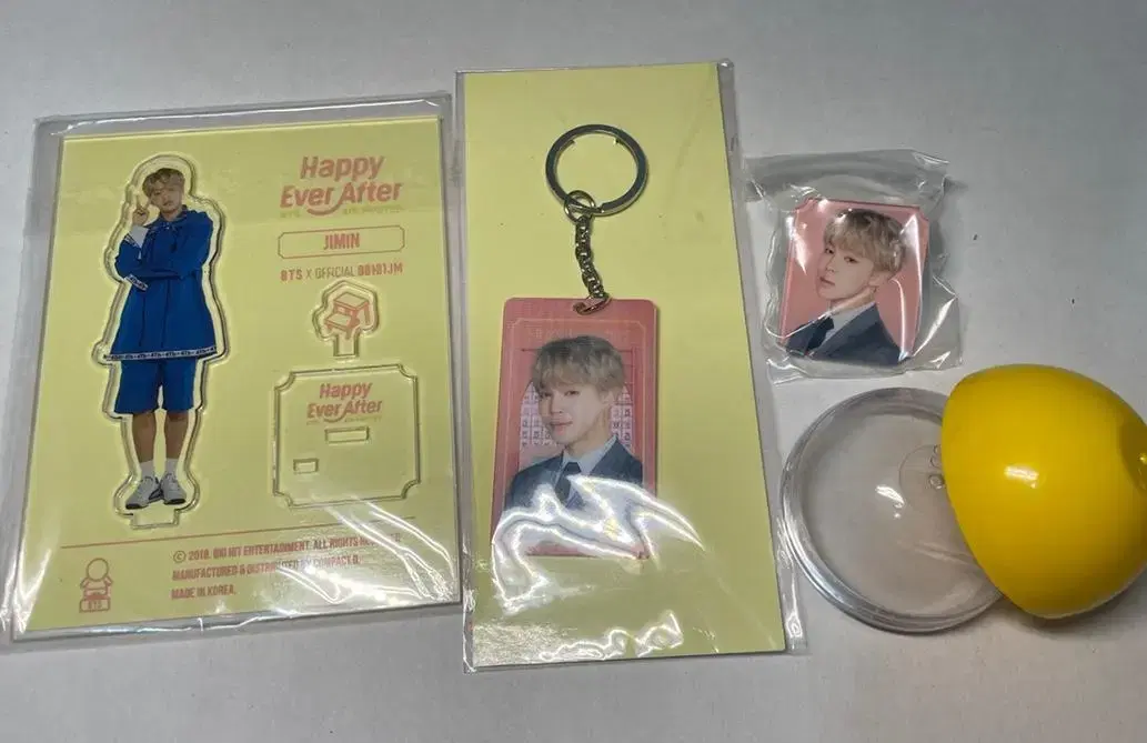 bangtan bts m4ter gumz jimina creekstand/lanyard keyring/badge