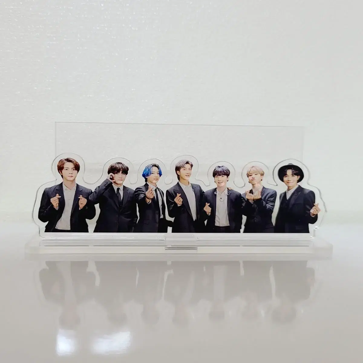 Bangtan organization acrylic stand sells asu (postcards)