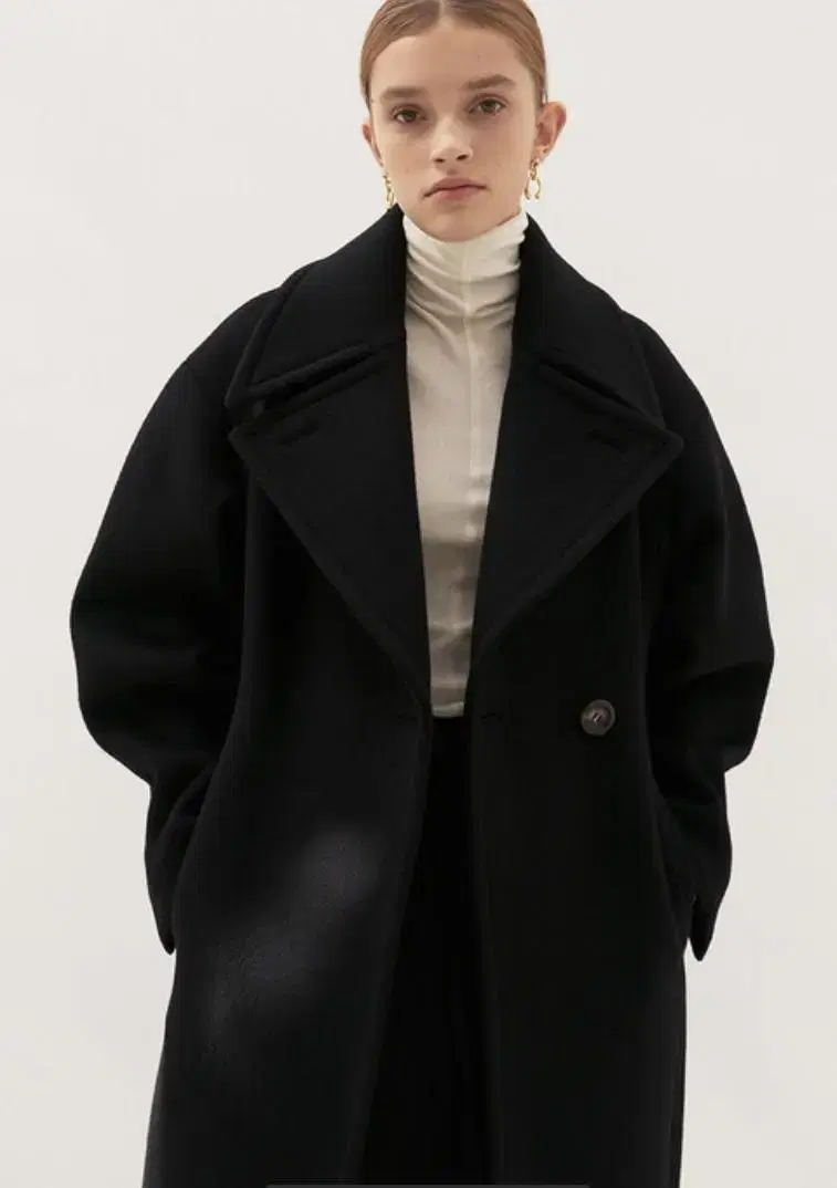 모한 CASHMERE LINE VOLUME COAT 캐시미어 볼륨 코트