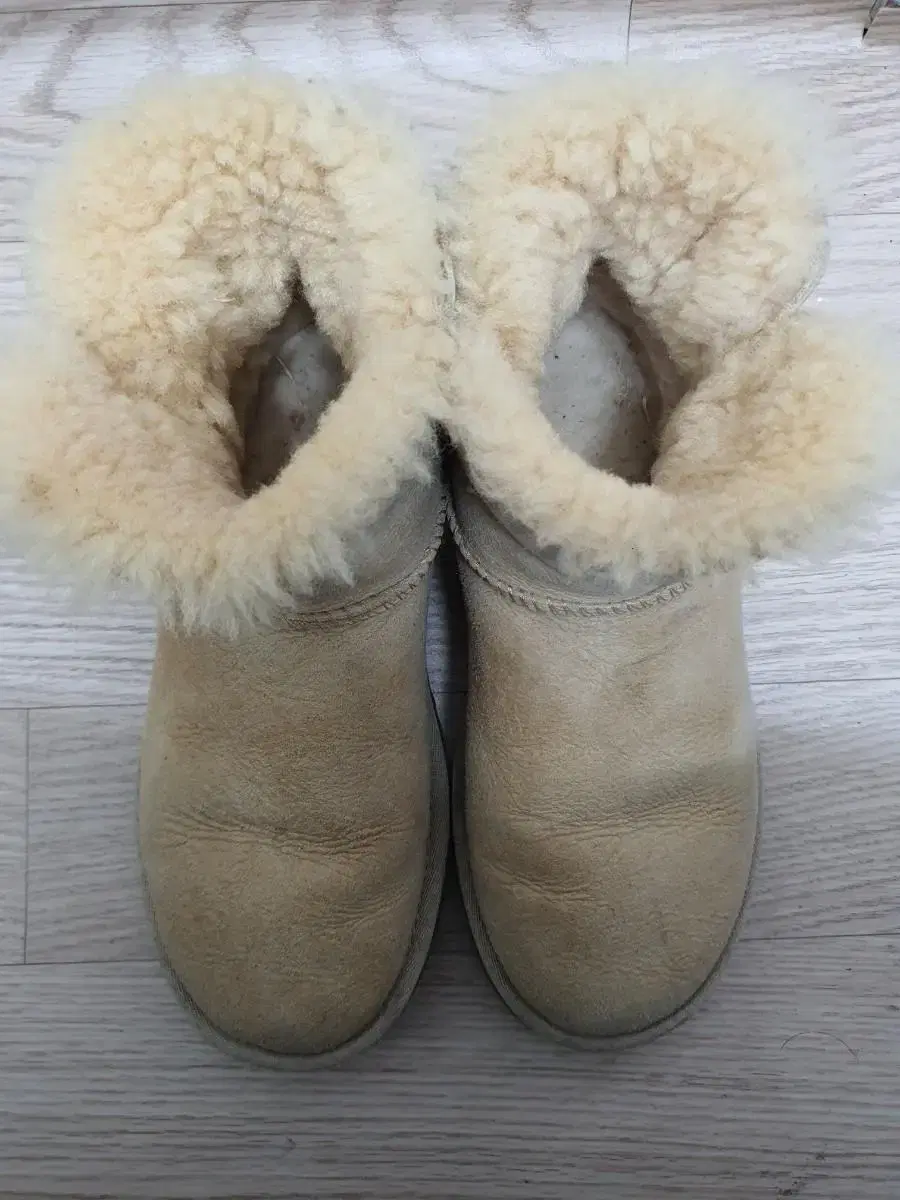 UGG 어그부츠 230