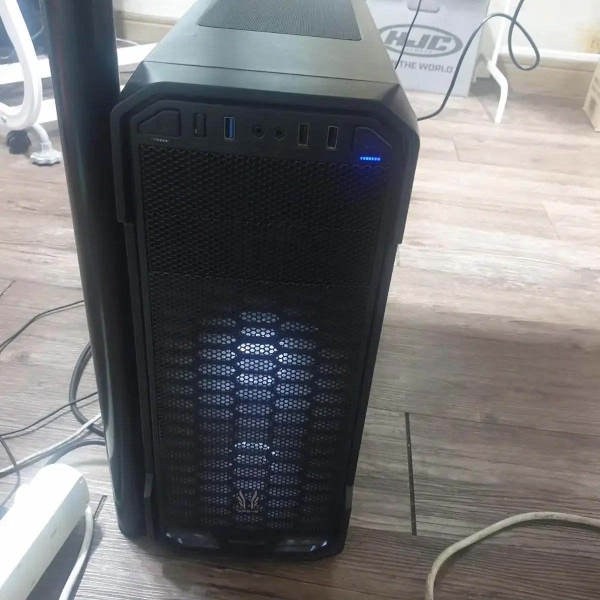 Selling a computer i5-4570, GTX750.