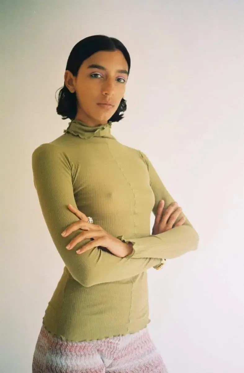 Bass range turtleneck Almost new