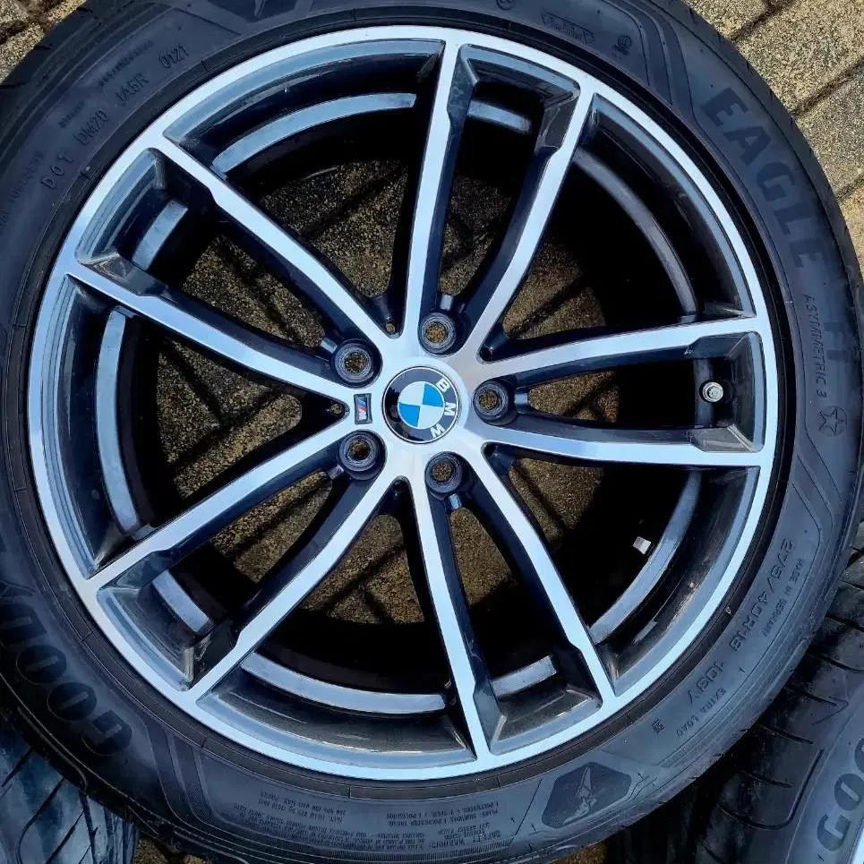 정품 신형 BMW G바디 662m 휠 타이어