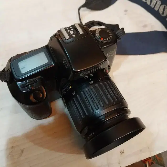 중고 캐논 EOS 1000QD 필름 카메라