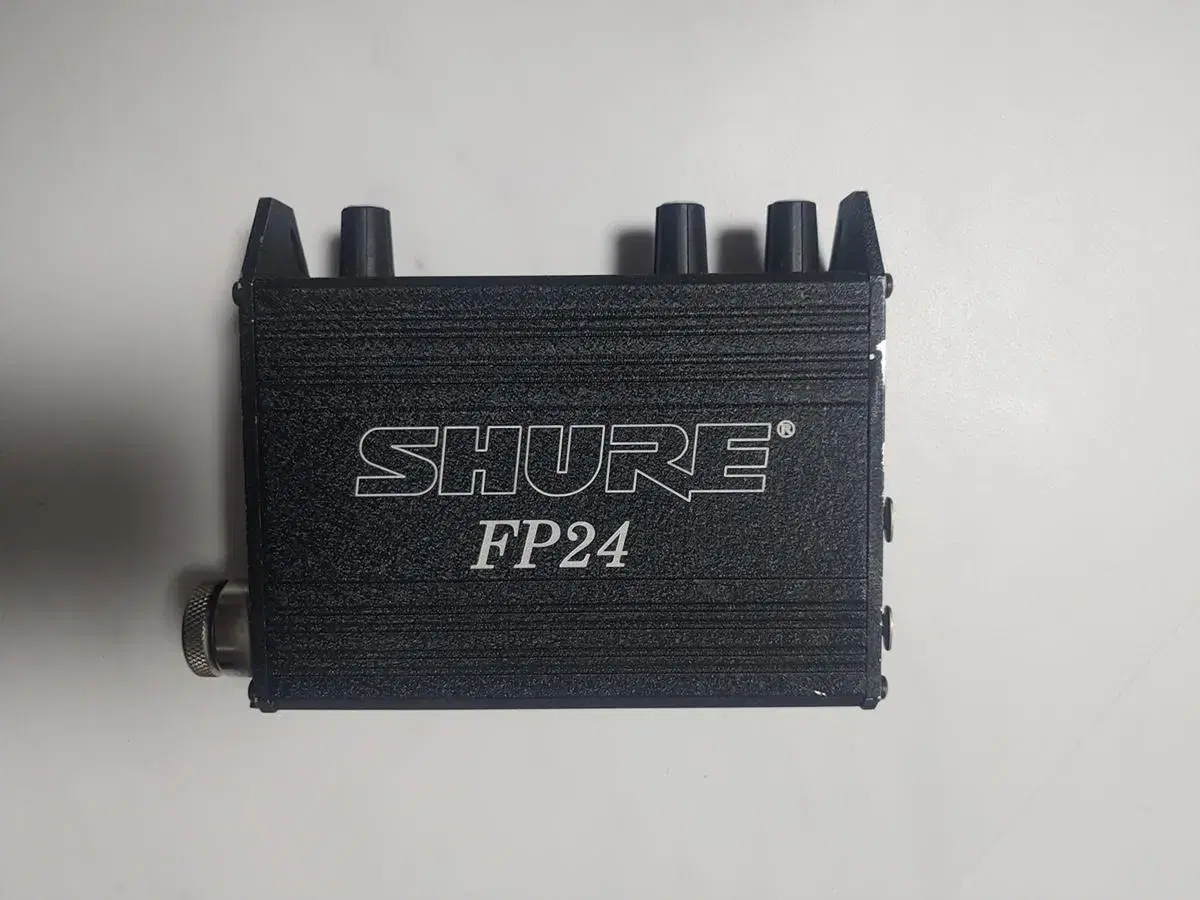 슈어 Shure FP24 휴대용 프리앰프