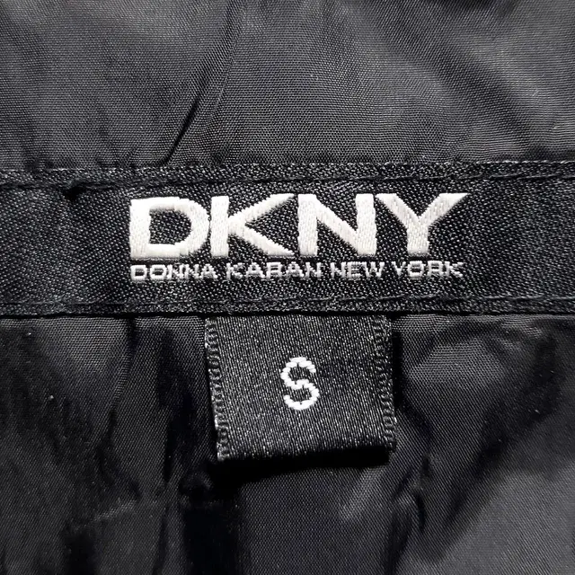 DKNY 여성오리털패딩S/55/다운 숏패딩/일싼