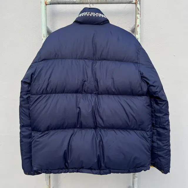 TOMMY HILFIGER reversible duck down