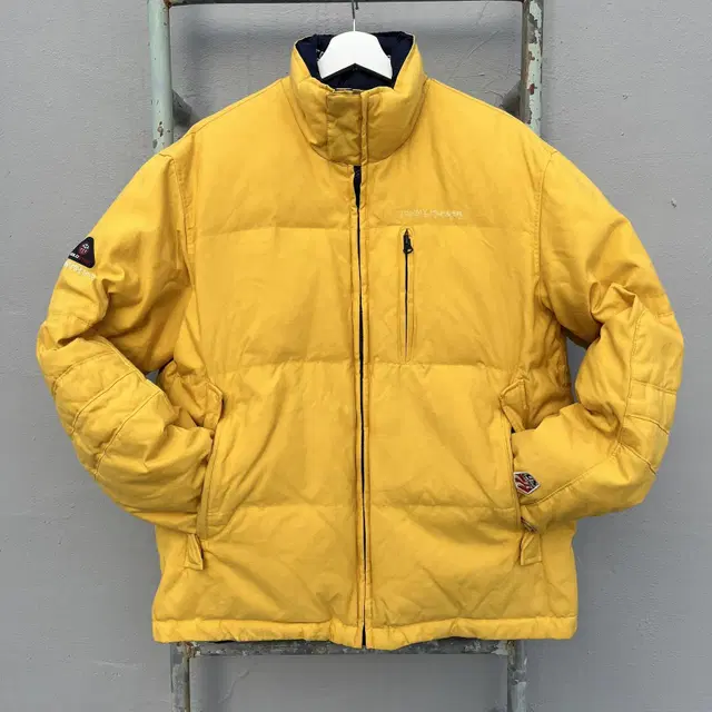 TOMMY HILFIGER reversible duck down