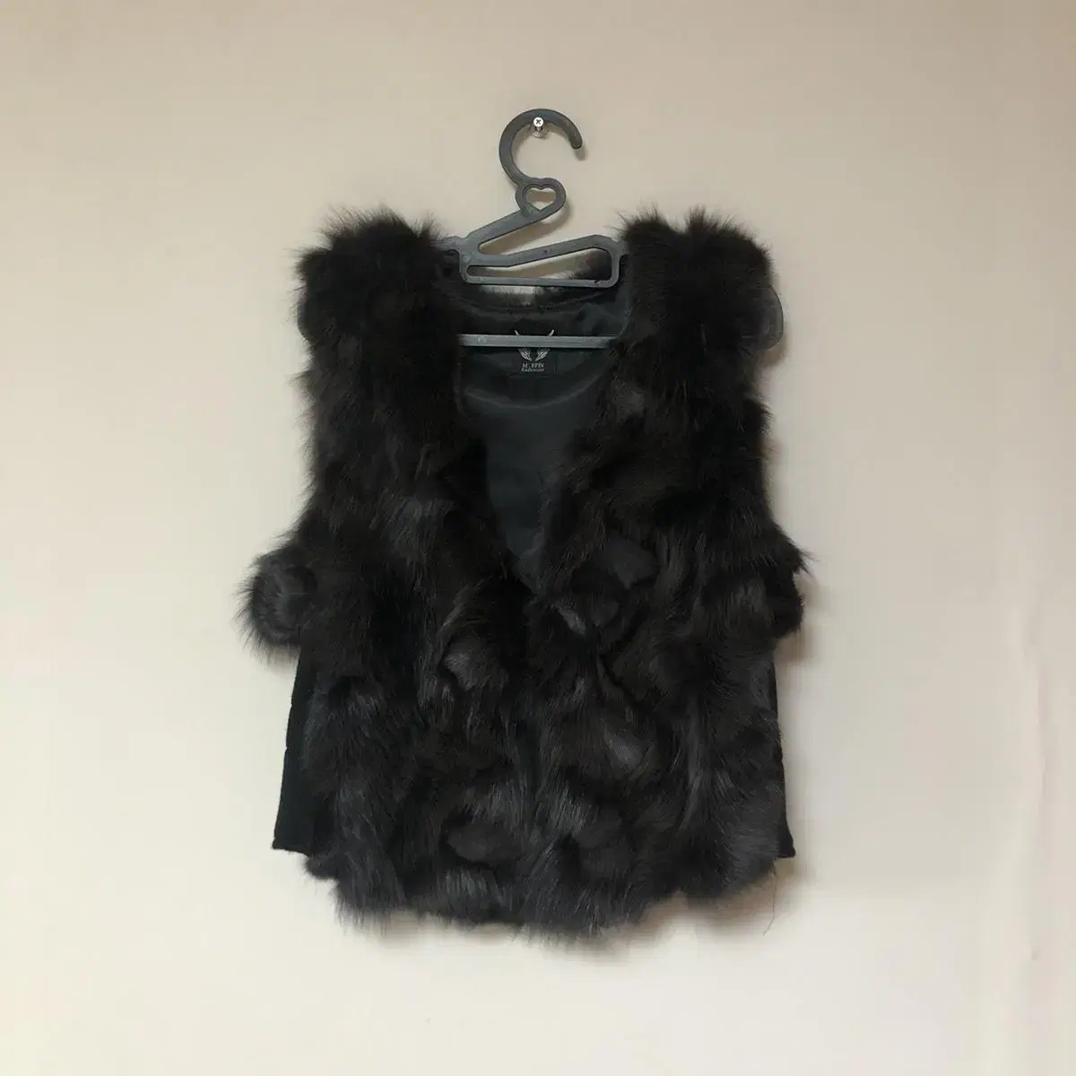 Vintage M.FFIN fox fur black vest