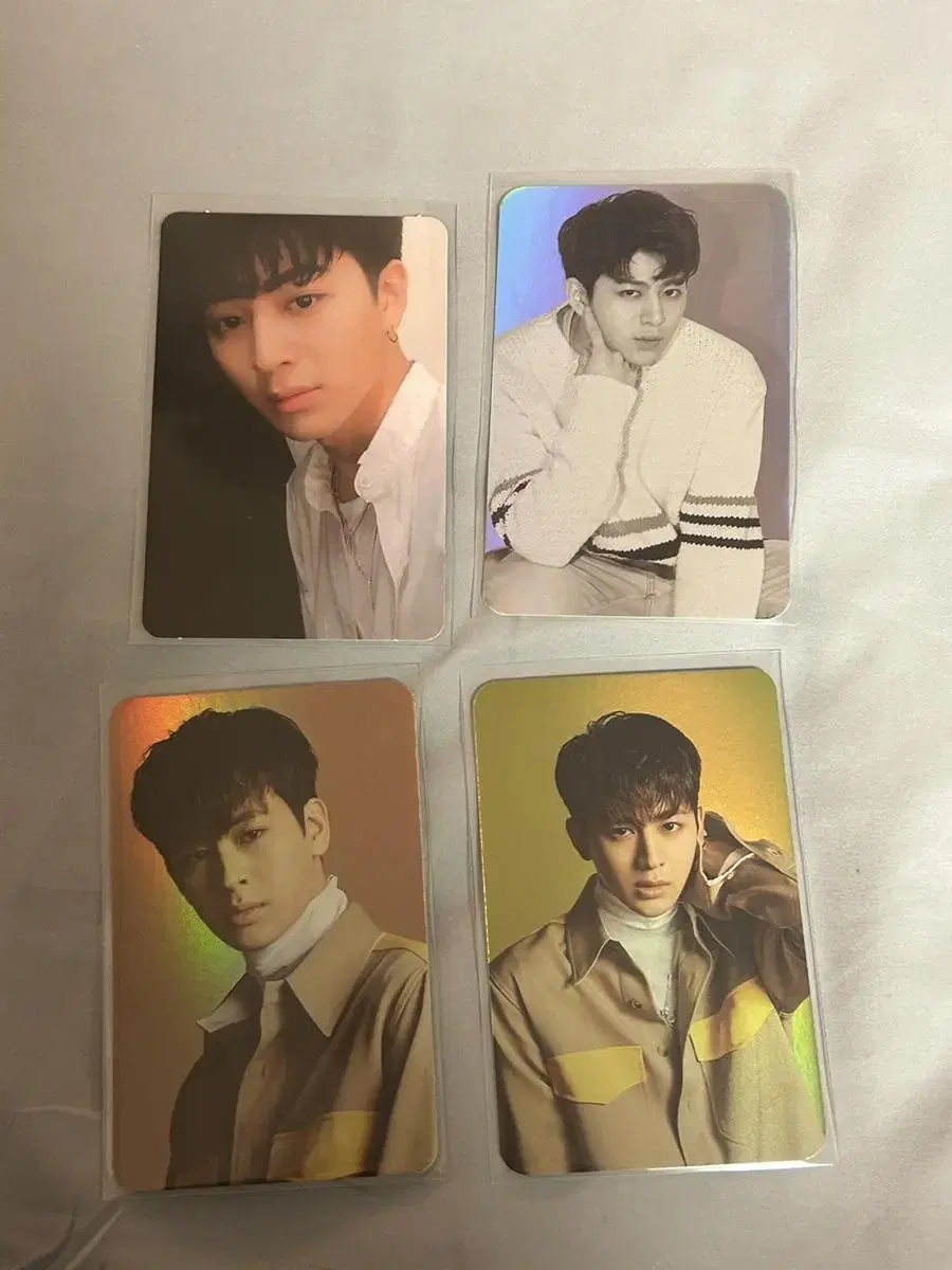 Ikon song yunhyeong Sell photocards