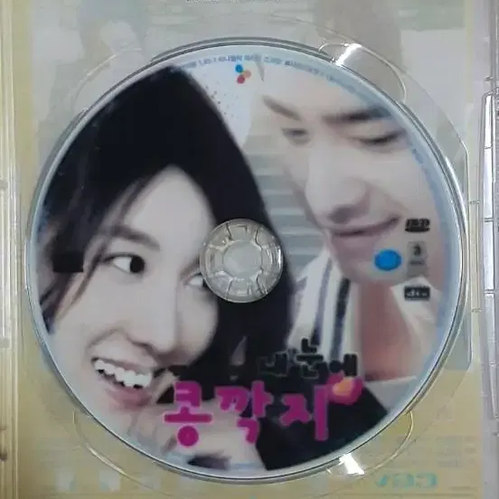 DVD 한국영화 2편 원더풀라디오,내눈에 콩깍지 저렴하게 드립니다