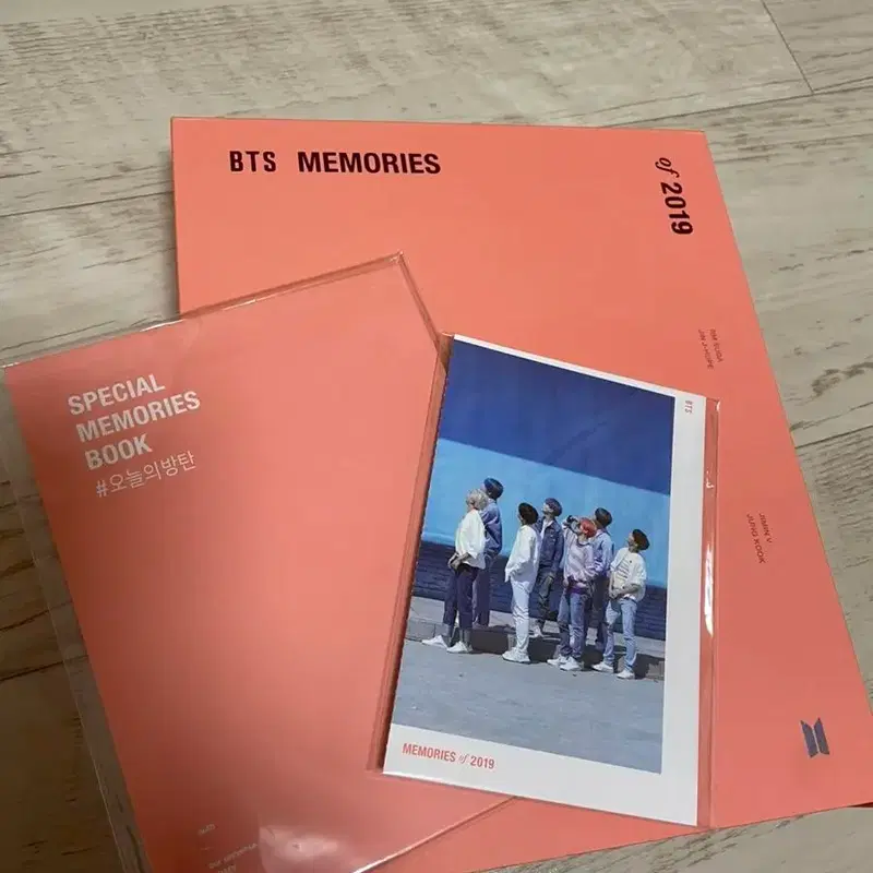 가격내림)방탄 BTS 2019 메모리즈 디비디 DVD 판매