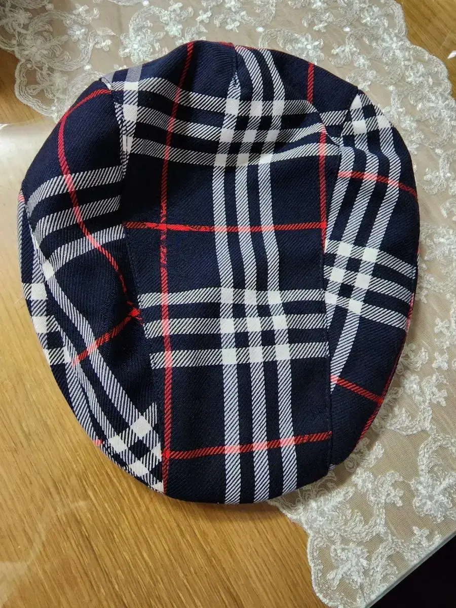 Burberry hat