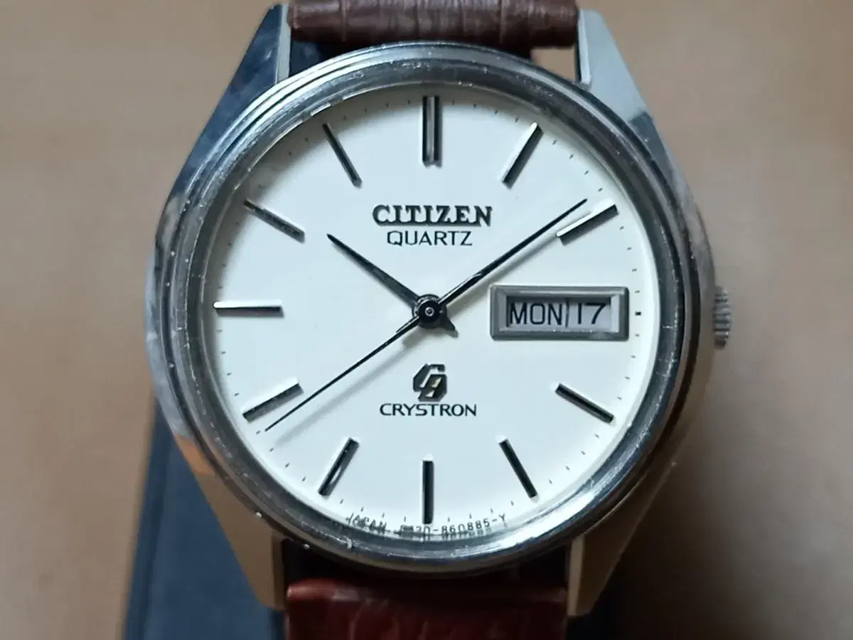 Citizen Watch Vintage 83S Superquartz Men's Leather