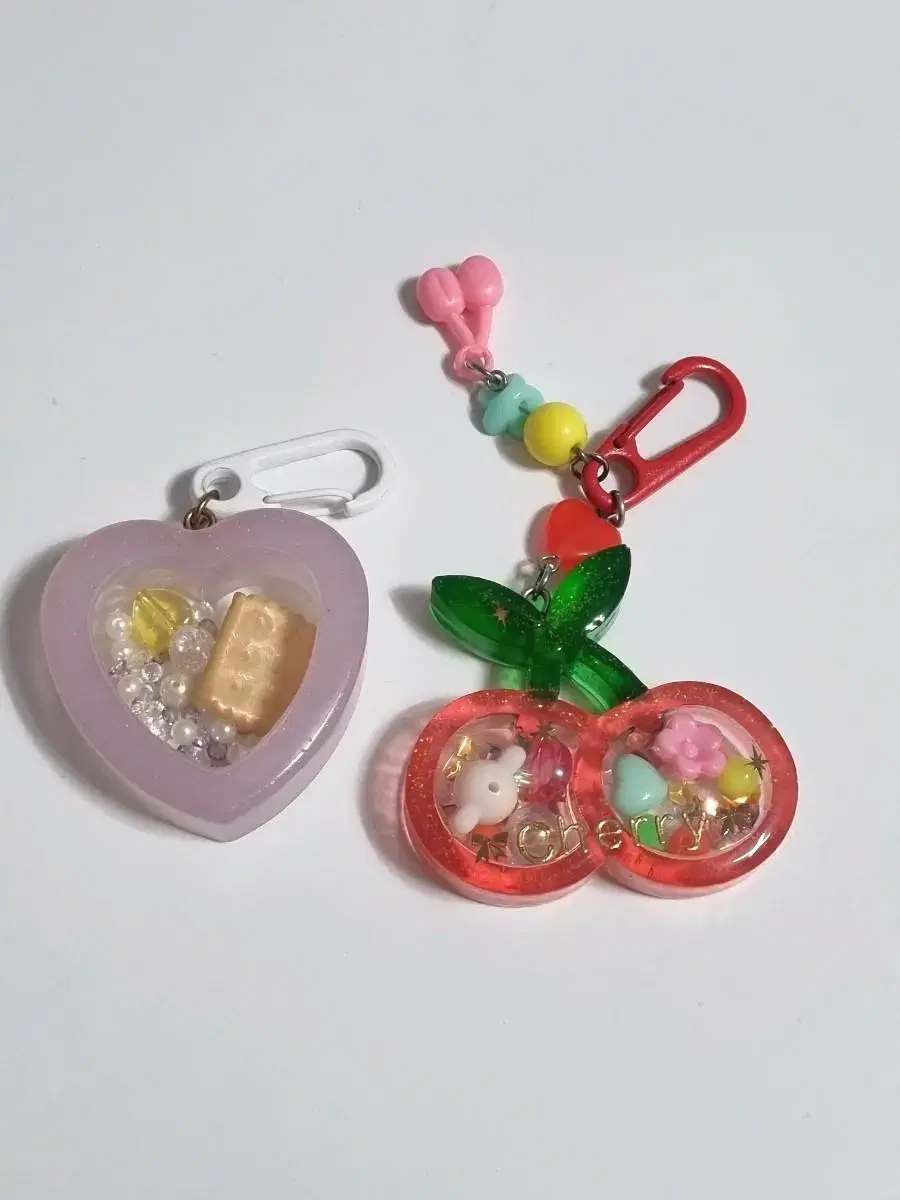 resin keyring heart shaker cherry keyring shaker kitsch keyring