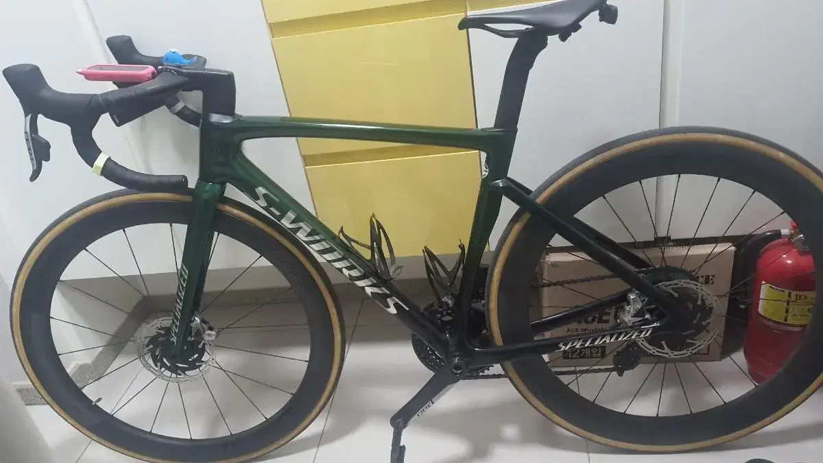 S-Works SL-7 (price negotiable)