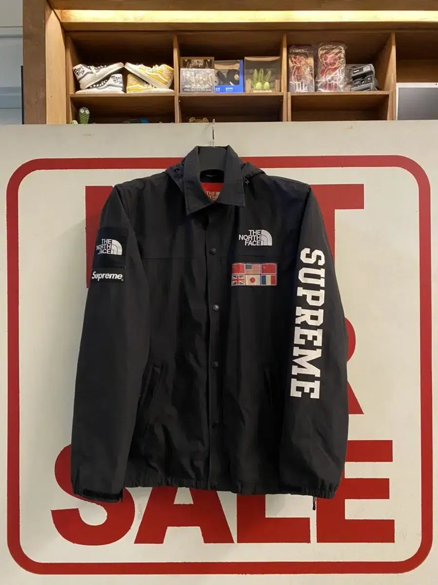 [M] Supreme X The North Face Expedition Coach World Map Jacket