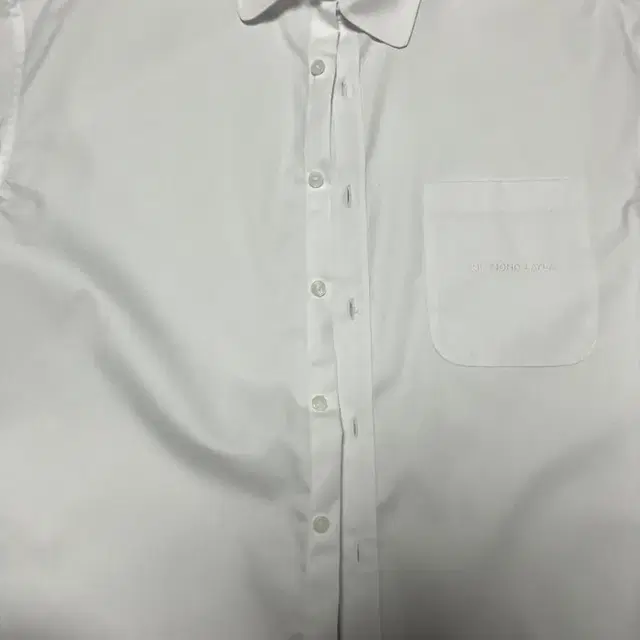 다이아몬드 레이라 The Classic white shirt S40